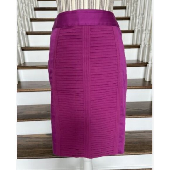 White House Black Market Knee Length Strait Pencil Skirt, Size 4, Magenta - Picture 8 of 12